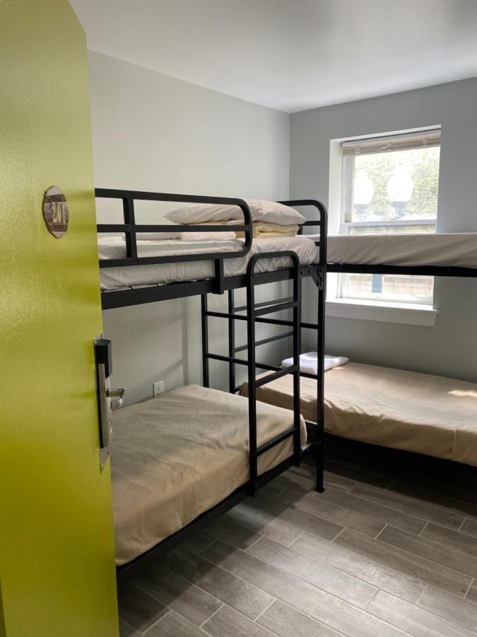 Dc International Hostel 1 Вашингтон Екстериор снимка