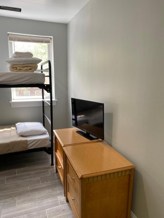 Dc International Hostel 1 Вашингтон Екстериор снимка