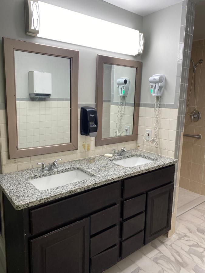 Dc International Hostel 1 Вашингтон Екстериор снимка