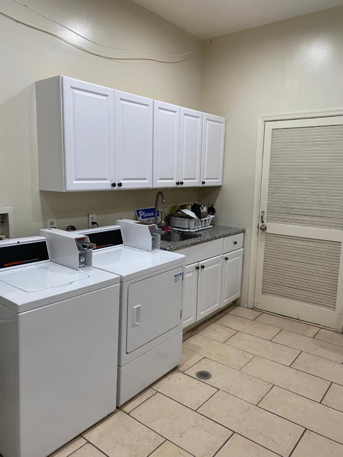 Dc International Hostel 1 Вашингтон Екстериор снимка