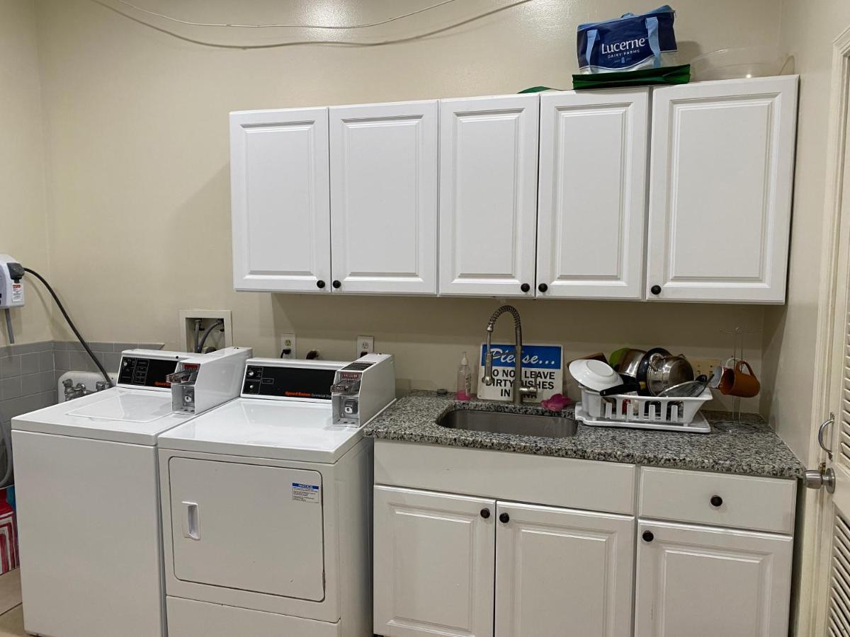 Dc International Hostel 1 Вашингтон Екстериор снимка