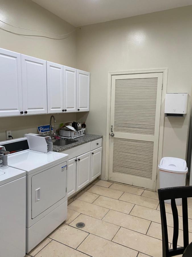 Dc International Hostel 1 Вашингтон Екстериор снимка