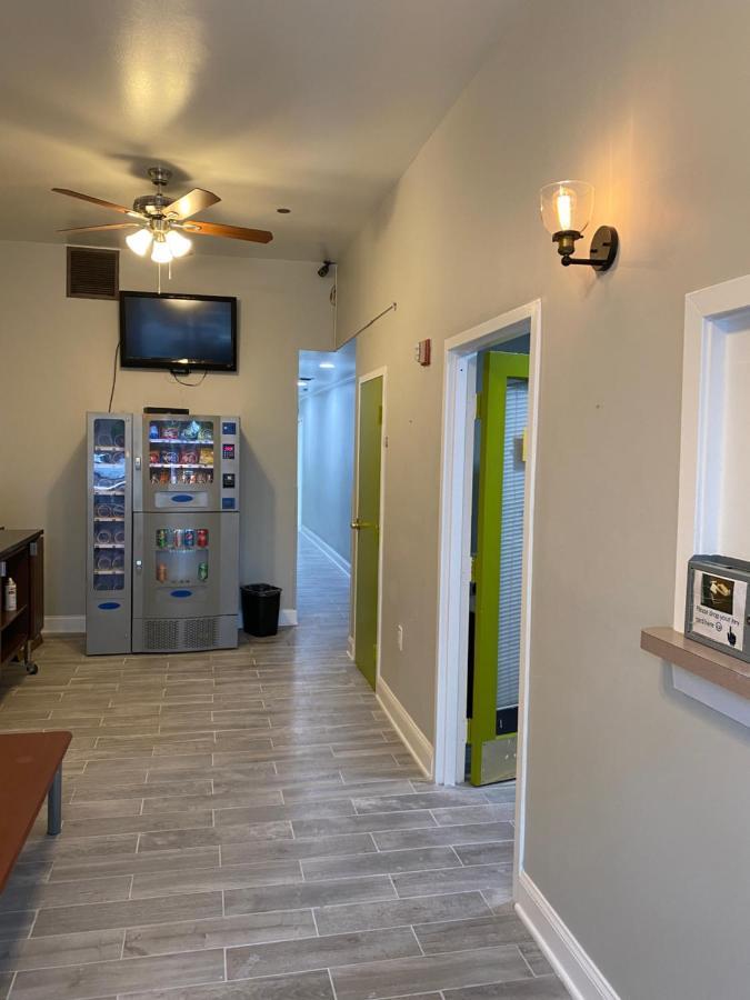 Dc International Hostel 1 Вашингтон Екстериор снимка