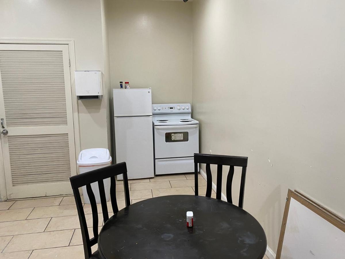 Dc International Hostel 1 Вашингтон Екстериор снимка