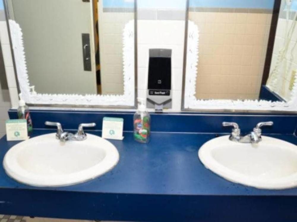 Dc International Hostel 1 Вашингтон Екстериор снимка